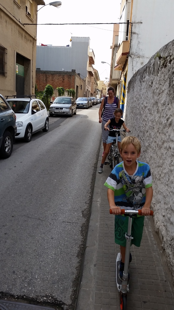 20161025_125447-576x1024